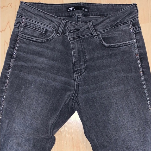 Zara jeans with Crystals on side - Picture 2 of 10